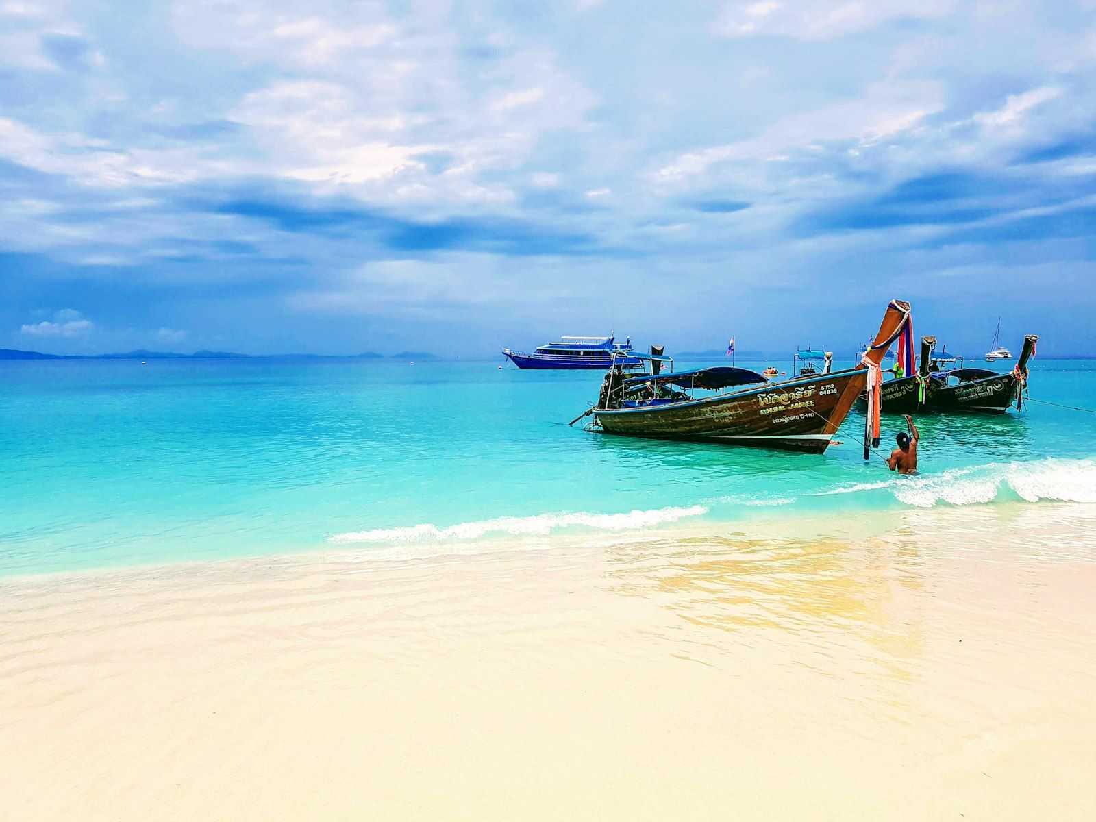 Phuket Beach — Thailand Island Hopper